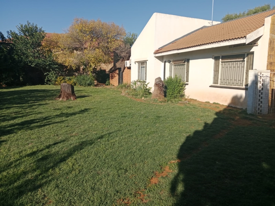3 Bedroom Property for Sale in Kuruman Northern Cape